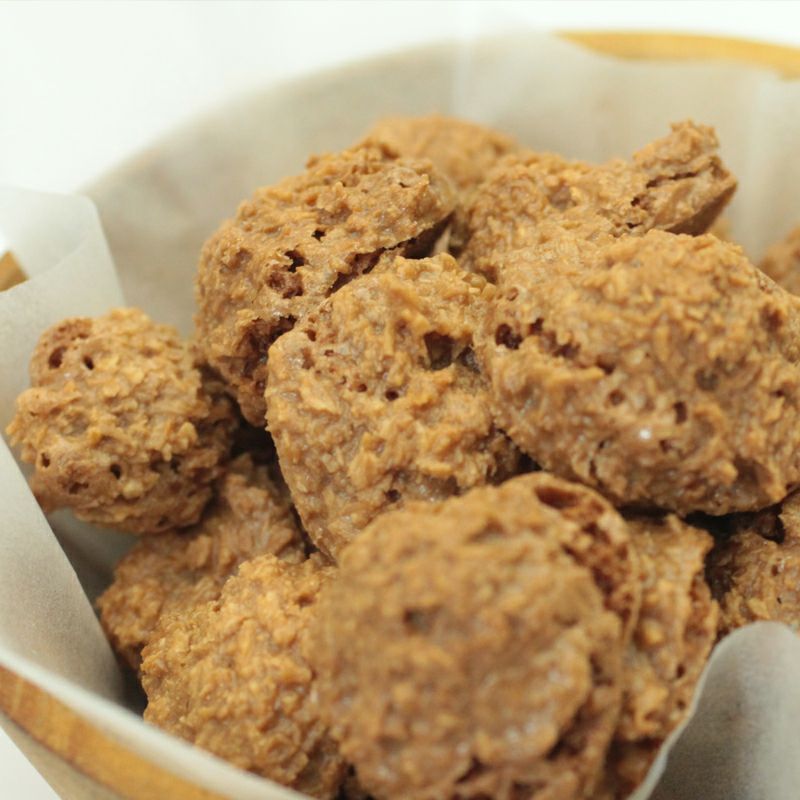ここなつまかろん チビ缶（チョコ）